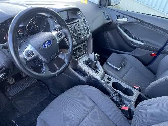 Ford Focus Focus 3 Wagon Combi 1.0 Ti-VCT EcoBoost 12V 100 (M2DA(Euro 5)) [74kW] =
 (02-2012/05-2018) picture 11