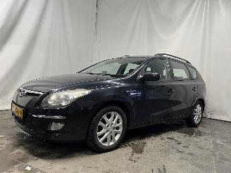 Hyundai I-30 i30 Crosswagon (WWH) Combi 1.4 CVVT 16V (G4FA) [80kW]  (11-2009/06-201=
2) picture 3