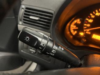 Toyota Avensis Avensis (T25/B1D) Liftback 2.0 16V VVT-i D4 (1AZFSE) [108kW]  (03-2003=
/11-2008) picture 16