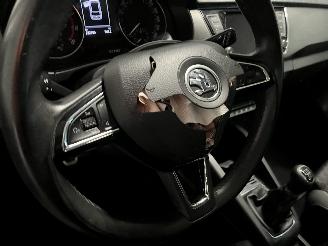 Skoda Fabia Fabia III Combi (NJ5) Combi 5-drs 1.2 TSI 16V Greentech (CJZD(Euro 6))=
 [81kW]  (10-2014/12-2022) picture 18