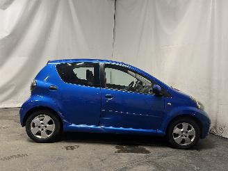 Toyota Aygo Aygo (B10) Hatchback 1.0 12V VVT-i (1KR-FE) [50kW]  (07-2005/05-2014) picture 8