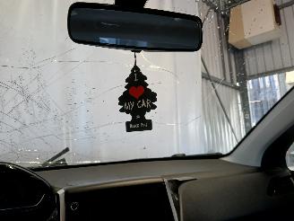 Peugeot 208 208 I (CA/CC/CK/CL) Hatchback 1.2 Vti 12V PureTech 82 (EB2F(HMZ)) [60k=
W]  (03-2012/12-2019) picture 19