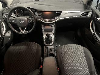 Opel Astra Astra K Sports Tourer Combi 1.6 CDTI 110 16V (B16DTE) [81kW]  (04-2016=
/08-2019) picture 9