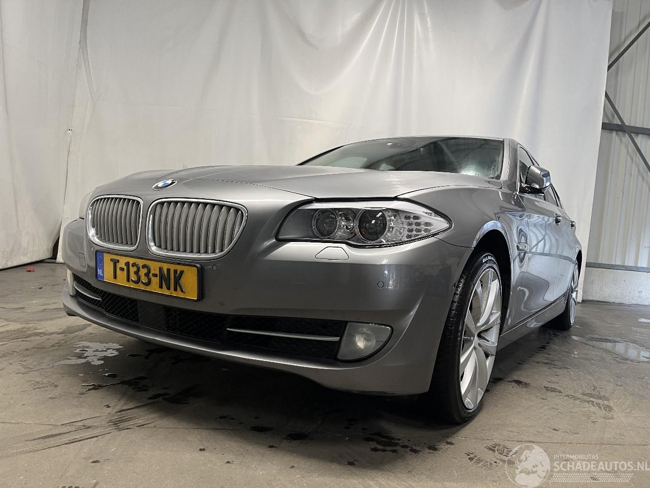BMW 5-serie 5 serie (F10) Sedan 550i V8 32V TwinPower Turbo (N63-B44A) [300kW]  (0=
3-2010/06-2013)