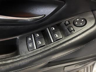 BMW 5-serie 5 serie (F10) Sedan 550i V8 32V TwinPower Turbo (N63-B44A) [300kW]  (0=
3-2010/06-2013) picture 15