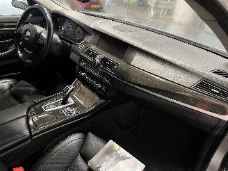 BMW 5-serie 5 serie (F10) Sedan 550i V8 32V TwinPower Turbo (N63-B44A) [300kW]  (0=
3-2010/06-2013) picture 8
