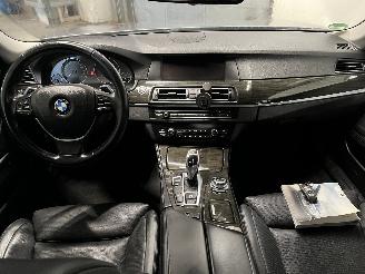 BMW 5-serie 5 serie (F10) Sedan 550i V8 32V TwinPower Turbo (N63-B44A) [300kW]  (0=
3-2010/06-2013) picture 13