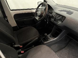 Volkswagen Up! Up! (121) Hatchback 1.0 12V 60 (CHYA) [44kW]  (08-2011/08-2020) picture 9