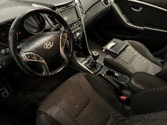 Hyundai I-30 i30 (GDHB5) Hatchback 1.6 GDI Blue 16V (G4FD(Euro 4)) [99kW]  (12-2011=
/12-2016) picture 16