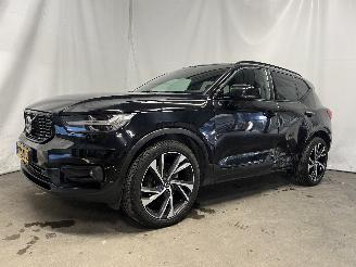 Volvo XC40 XC40 (XZ) SUV 2.0 D4 AWD Geartronic 16V (D4204T12) [140kW]  (10-2017/0=
9-2021) picture 2