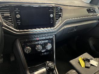 Volkswagen T-Roc T-Roc I SUV 1.0 TSI 12V BlueMotion (DKRF) [85kW]  (07-2017/11-2020) picture 30