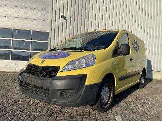 damaged passenger cars Peugeot Expert Expert (V1/VA/VB/VE/VF/VT/VY) Van 1.6 Blue HDi 95 16V (BHV) [70kW]  (0=
4-2016/...) 2016/6