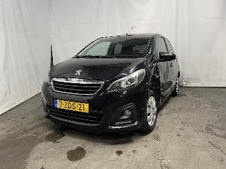 krockskadad bil auto Peugeot 108 108 Hatchback 1.0 12V (1KRFE(CFB)) [51kW]  (05-2014/...) 2015/1