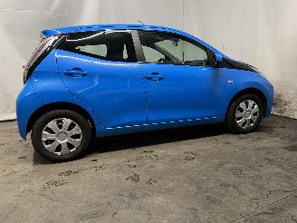 Toyota Aygo Aygo (B40) Hatchback 1.0 12V VVT-i (1KR-FE) [51kW]  (05-2014/06-2018) picture 7