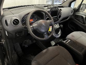 Citroën Berlingo Berlingo Van 1.6 BlueHDI 100 (DV6FD(BHY)) [73kW]  (12-2014/04-2021) picture 17