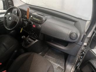 Citroën Nemo Nemo (AA) Van 1.4 HDi 70 (DV4TED(8HS)) [50kW]  (02-2008/...) picture 8