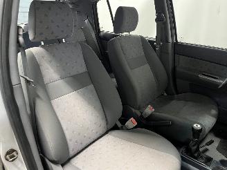 Hyundai Getz Getz Hatchback 1.3i 12V (G4EA) [60kW]  (09-2002/03-2004) picture 7