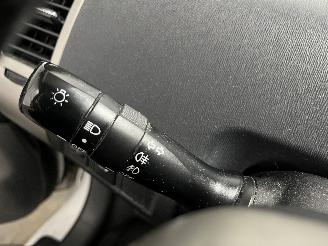 Toyota Prius Prius (NHW20) Liftback 1.5 16V (1NZ-FXE) [82kW]  (09-2003/12-2009) picture 17