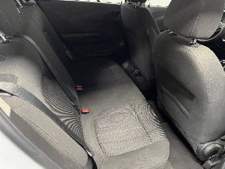 Chevrolet Aveo Aveo (300) Hatchback 1.2 16V (LDC) [63kW]  (03-2011/12-2015) picture 11