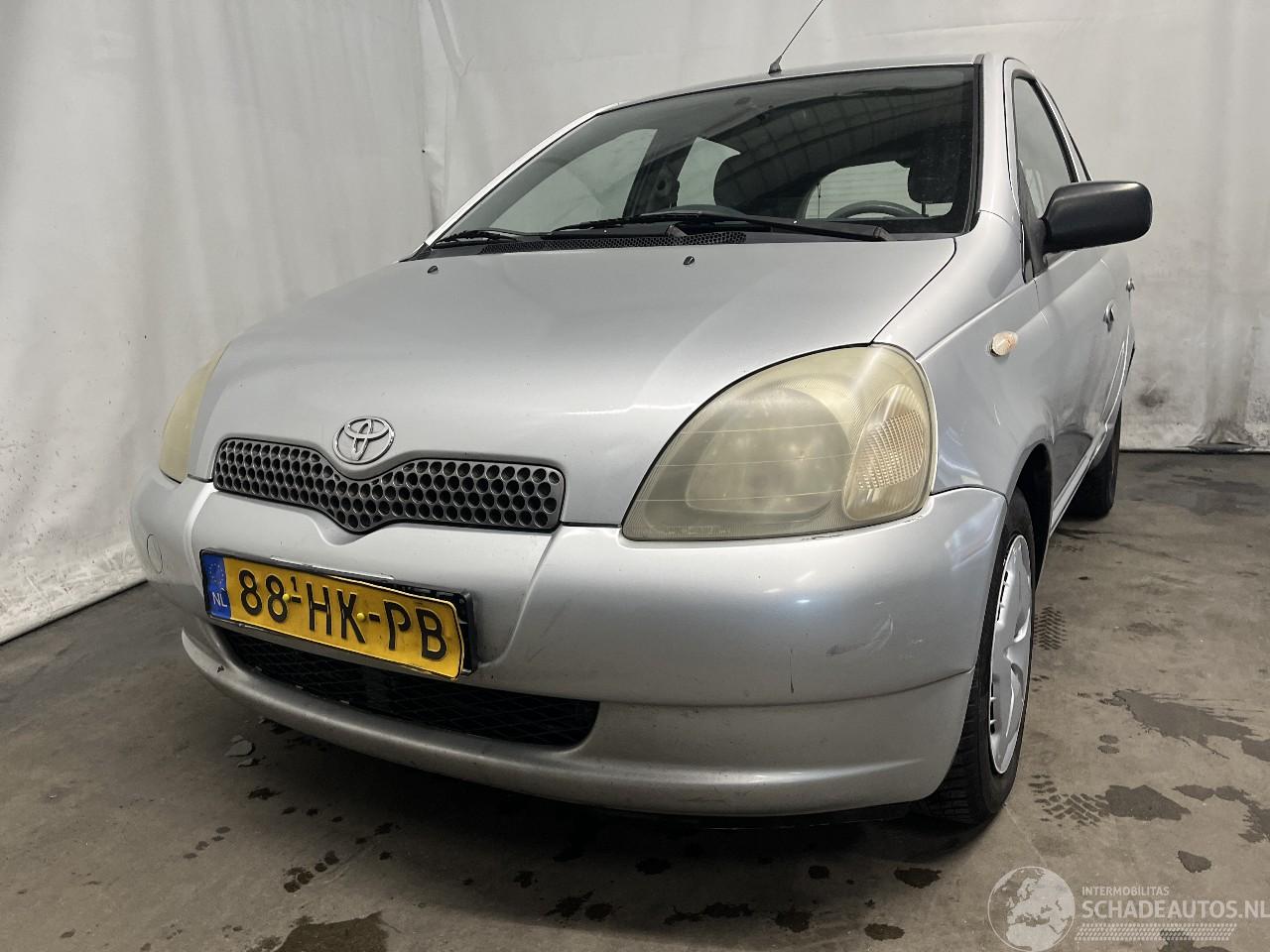 Toyota Yaris Yaris (P1) Hatchback 1.3 16V VVT-i (2SZFE) [63kW]  (08-1999/11-2005)