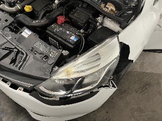 Renault Clio Clio IV Estate/Grandtour (7R) Combi 5-drs 1.5 Energy dCi 90 FAP (K9K-6=
08(K9K-B6)) [66kW]  (11-2012/08-2021) picture 10