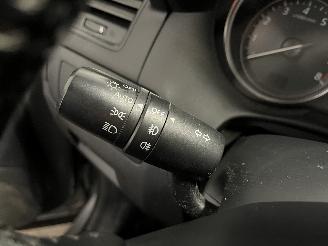 Mazda CX-5 CX-5 I (KE,GH) SUV 2.0 SkyActiv-G 165 16V 2WD (PEY6) [121kW]  (11-2011=
/06-2017) picture 17