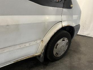 Ford Transit Transit Bus 2.2 TDCi 16V (P8FA(Euro 4)) [63kW]  (04-2006/08-2014) picture 8