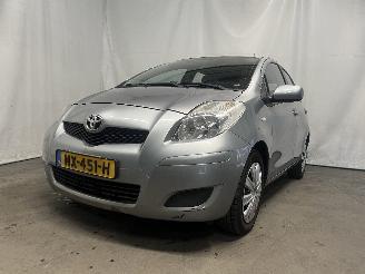 Auto incidentate Toyota Yaris Yaris II (P9) Hatchback 1.33 16V Dual VVT-I (1NRFE) [74kW]  (11-2008/1=
2-2011) 2009/7