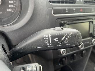 Volkswagen Polo Polo V (6R) Hatchback 1.6 TDI 16V 90 (CAYB(Euro 5)) [66kW]  (06-2009/0=
5-2014) picture 15