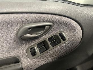 Suzuki Grand-vitara Grand Vitara I (FT/GT/HT) SUV 2.0 16V (J20A) [94kW]  (03-1998/07-2003)= picture 21