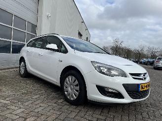 Opel Astra Astra J Sports Tourer (PD8/PE8/PF8) Combi 1.6 CDTI 16V (B16DTL) [81kW]=
  (02-2014/04-2016) picture 6
