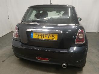 Mini Mini Mini (R56) Hatchback 1.4 16V One (N12-B14A) [70kW]  (11-2006/03-2010) picture 19