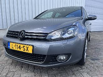 Vaurioauto  passenger cars Volkswagen Golf Golf VI (5K1) Hatchback 1.4 TSI 160 16V (CAVD) [118kW]  (10-2008/11-20=
12) 2012/6