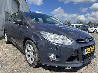 Ford Focus Focus 3 Wagon Combi 1.6 TDCi ECOnetic (NGDB) [77kW]  (05-2012/05-2018)= picture 8