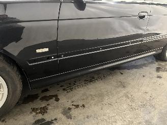 BMW 5-serie 5 serie (E39) Sedan 525i 24V (M54-B25(256S5)) [141kW]  (09-2000/06-200=
3) picture 24