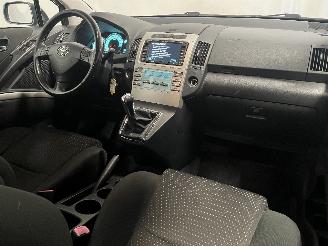 Toyota Corolla Corolla Verso (R10/11) MPV 1.8 16V VVT-i (1ZZFE) [95kW]  (04-2004/03-2=
009) picture 12