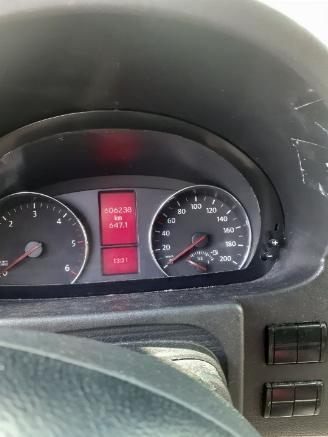 Volkswagen Crafter Crafter Van 2.0 TDI 16V (CKTB(Euro 5)) [80kW]  (05-2011/12-2016) picture 2