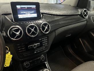 Mercedes B-klasse B (W246/W242) Hatchback 1.6 B-180 BlueEFFICIENCY Turbo 16V (M270.910) =
[90kW]  (11-2011/12-2018) picture 20