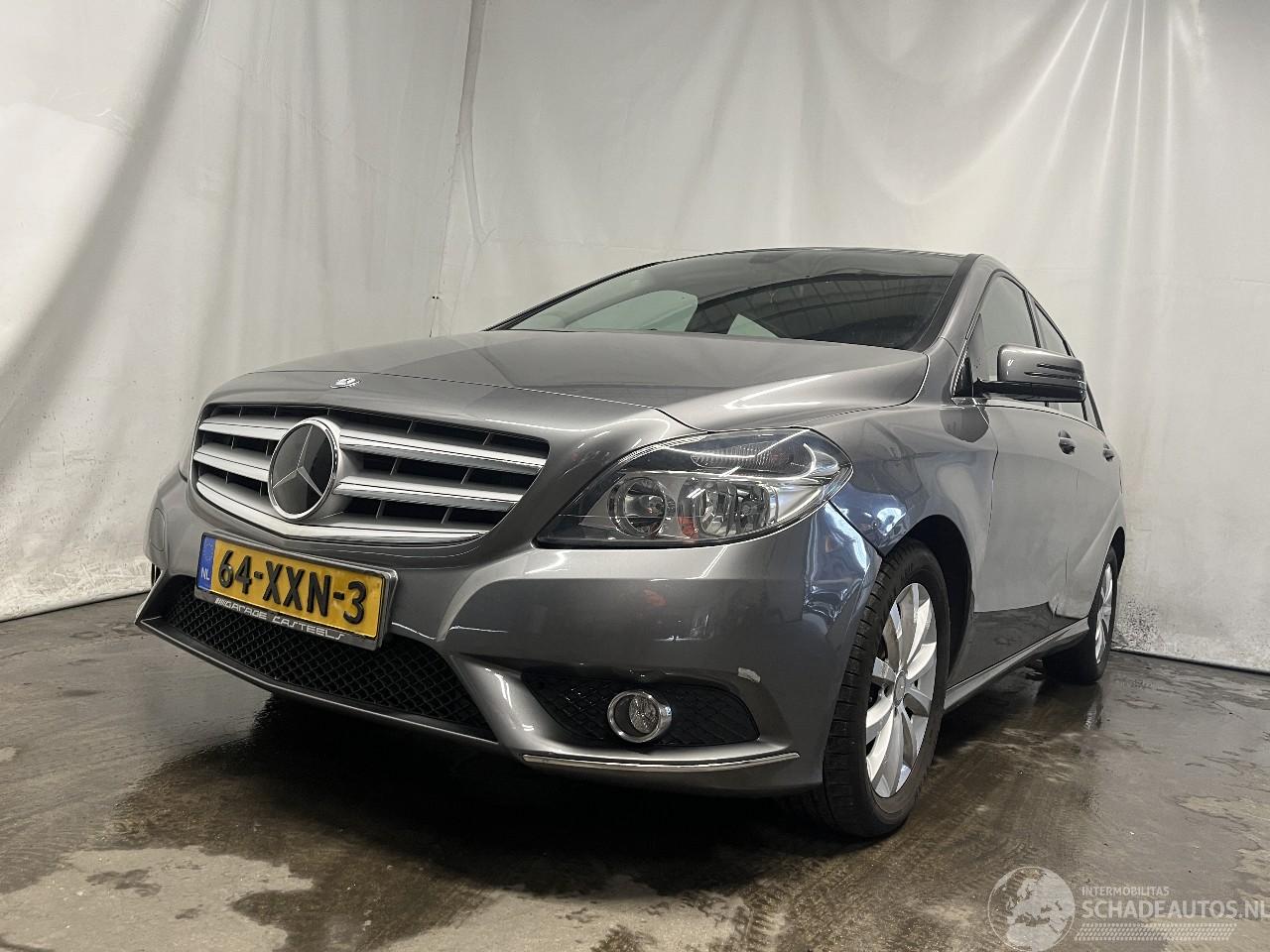 Mercedes B-klasse B (W246/W242) Hatchback 1.6 B-180 BlueEFFICIENCY Turbo 16V (M270.910) =
[90kW]  (11-2011/12-2018)
