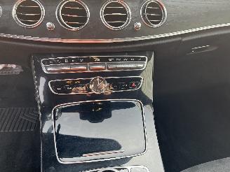 Mercedes E-klasse E (W213) Sedan E-200 2.0 Turbo 16V (M274.920) [135kW]  (01-2016/05-201=
9) picture 24