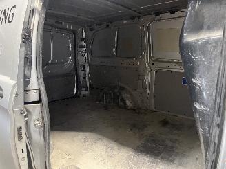 Mercedes Vito Vito (447.6) Van 2.2 114 CDI 16V (OM651.950) [100kW]  (10-2014/...) picture 17