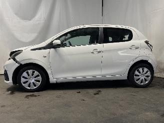 Peugeot 108 108 Hatchback 1.0 12V (1KRFE(CFB)) [51kW]  (05-2014/...) picture 4