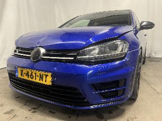 damaged passenger cars Volkswagen Golf Golf VII (AUA) Hatchback 2.0 R 4Motion 16V (DNUE) [221kW]  (11-2013/08=
-2020) 2015/3