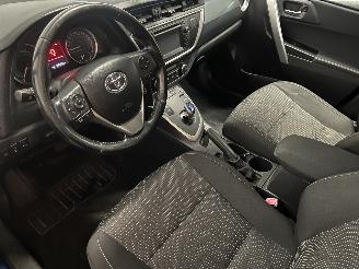 Toyota Auris Auris (E18) Hatchback 5-drs 1.8 16V Hybrid (2ZRFXE) [100kW]  (10-2012/=
03-2019) picture 16