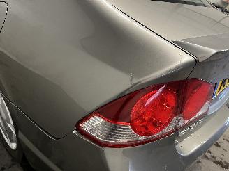 Honda Civic Civic (FA/FD) Sedan 1.3 Hybrid (LDA2) [70kW]  (01-2006/12-2010) picture 11