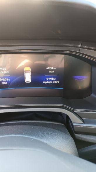 Volkswagen Polo Polo VI (AW1) Hatchback 5-drs 1.0 MPI 12V (DSGD) [59kW]  (10-2020/...)= picture 2