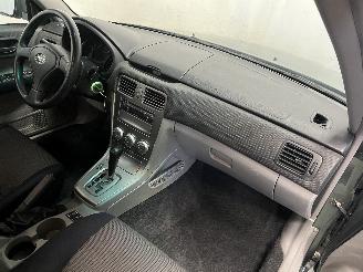 Subaru Forester Forester (SG) SUV 2.0 16V X (EJ204) [116kW]  (06-2005/05-2008) picture 11