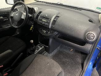 Nissan Note Note (E11) MPV 1.6 16V (HR16DE) [81kW]  (03-2006/06-2012) picture 9