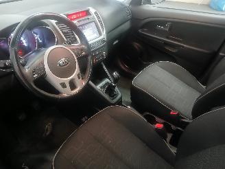 Kia Venga Venga MPV 1.4 CVVT 16V (G4FA) [66kW]  (02-2010/03-2019) picture 12