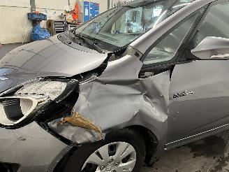 Hyundai Ix20 iX20 (JC) SUV 1.4i 16V (G4FA) [66kW]  (11-2010/07-2019) picture 9